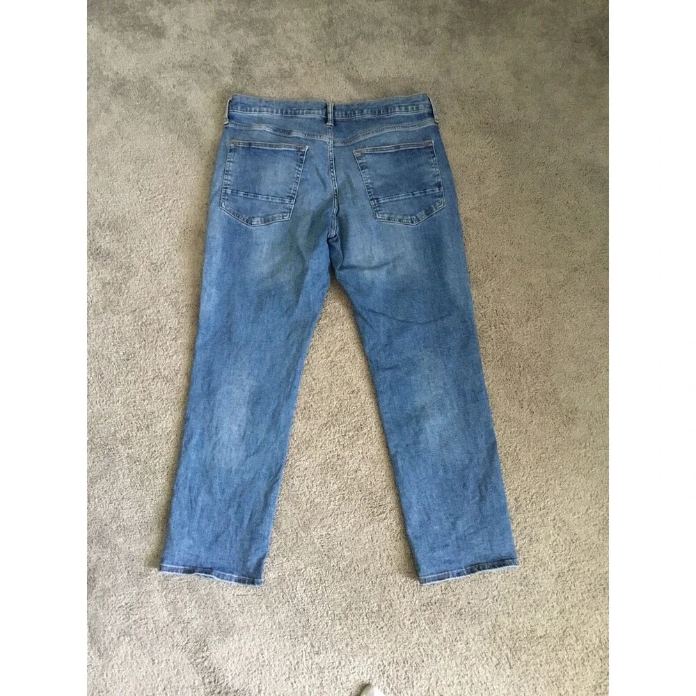 Arizona Jeans Mens Sz 36x30 Athletic Taper Leg Fit Medium Wash Denim Blue